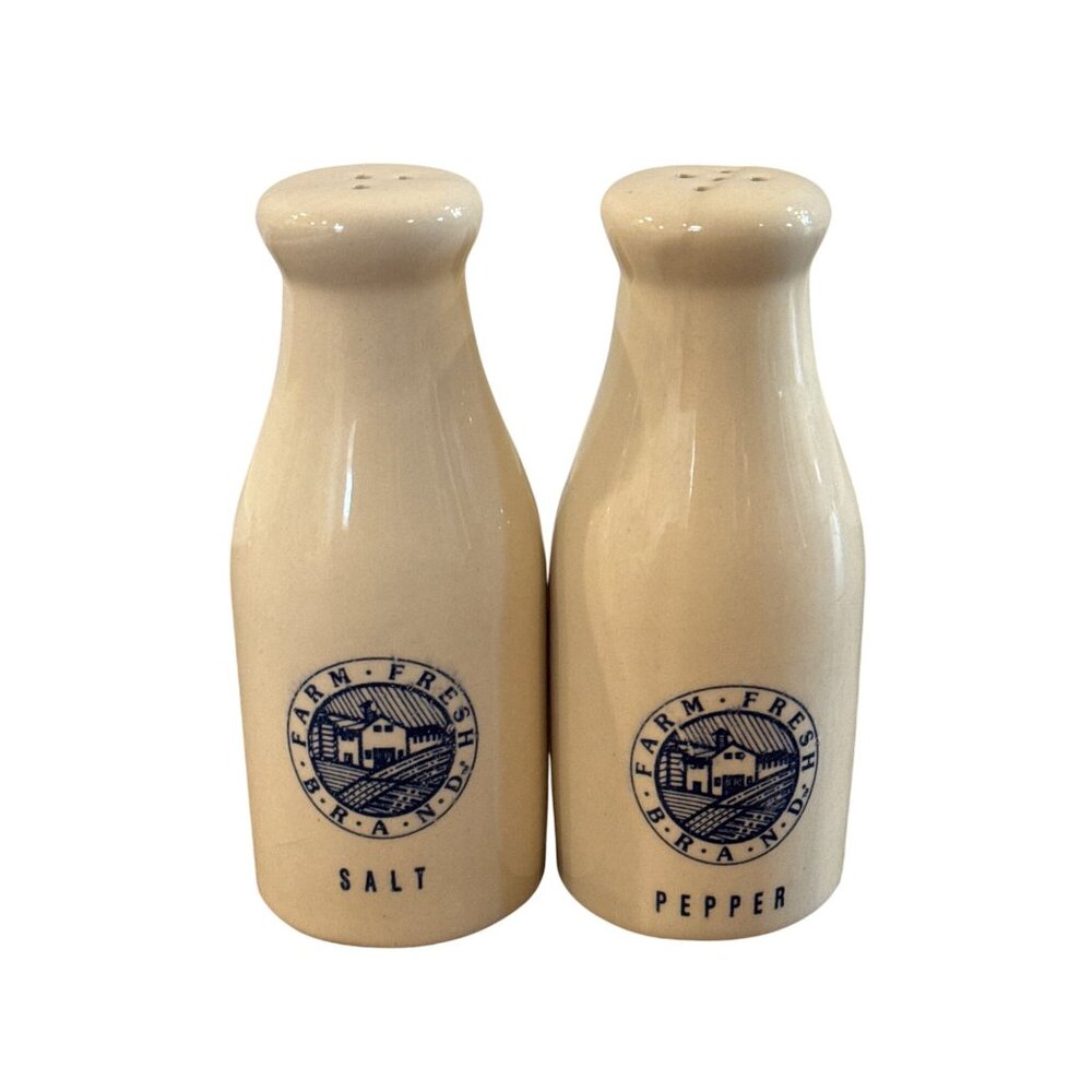 Vintage Farm Fresh Brand Ceramic Salt & Pepper Shakers Beige & Blue Vintage-Insp